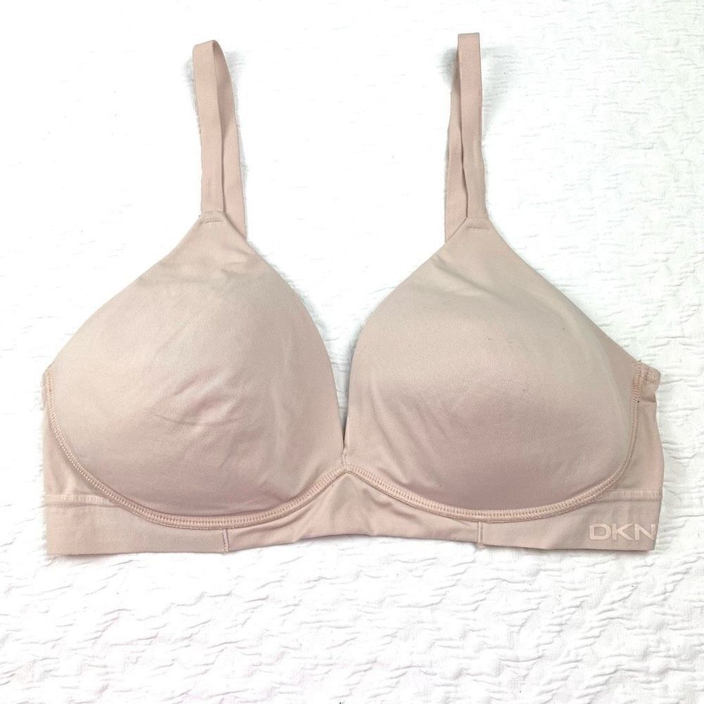 BUY 1 GET 1 FREE DKNY Medium wire free nude pink tan bra comfortable every day